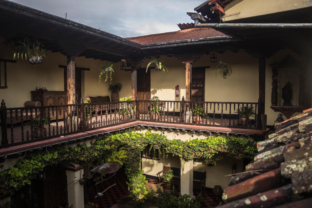 Hotel Museo Mayan Inn Chichicastenango Exterior foto